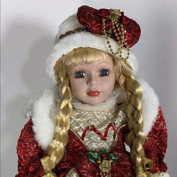 Vanessa Christmas Doll  - Picture 1 of 9